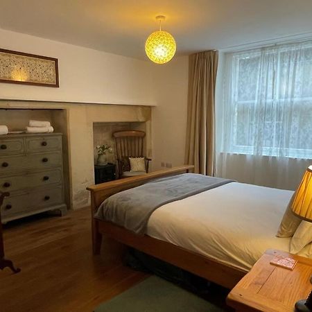 Beautiful 3 Bed Basement Flat With Garden Apartamento Bath Exterior foto